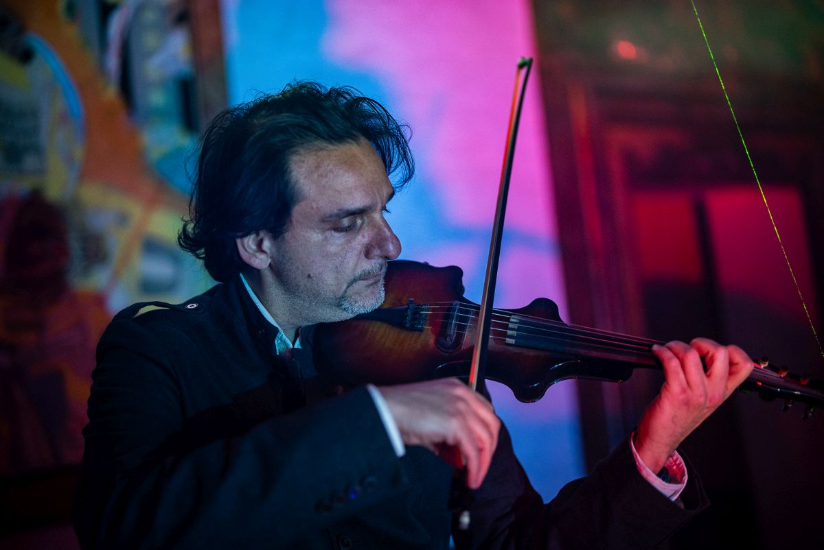 Il violinista e compositore Mario Bajardi presenta il nuovo singolo "IMP" (Feat Sofia Giusto)